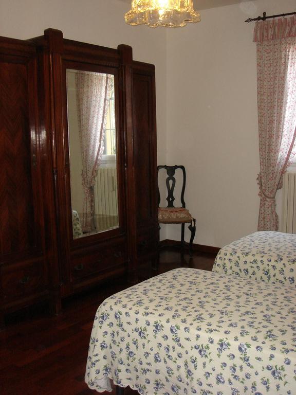 La Corte Del Cavaliere Bed & Breakfast Calderara di Reno Ruang foto